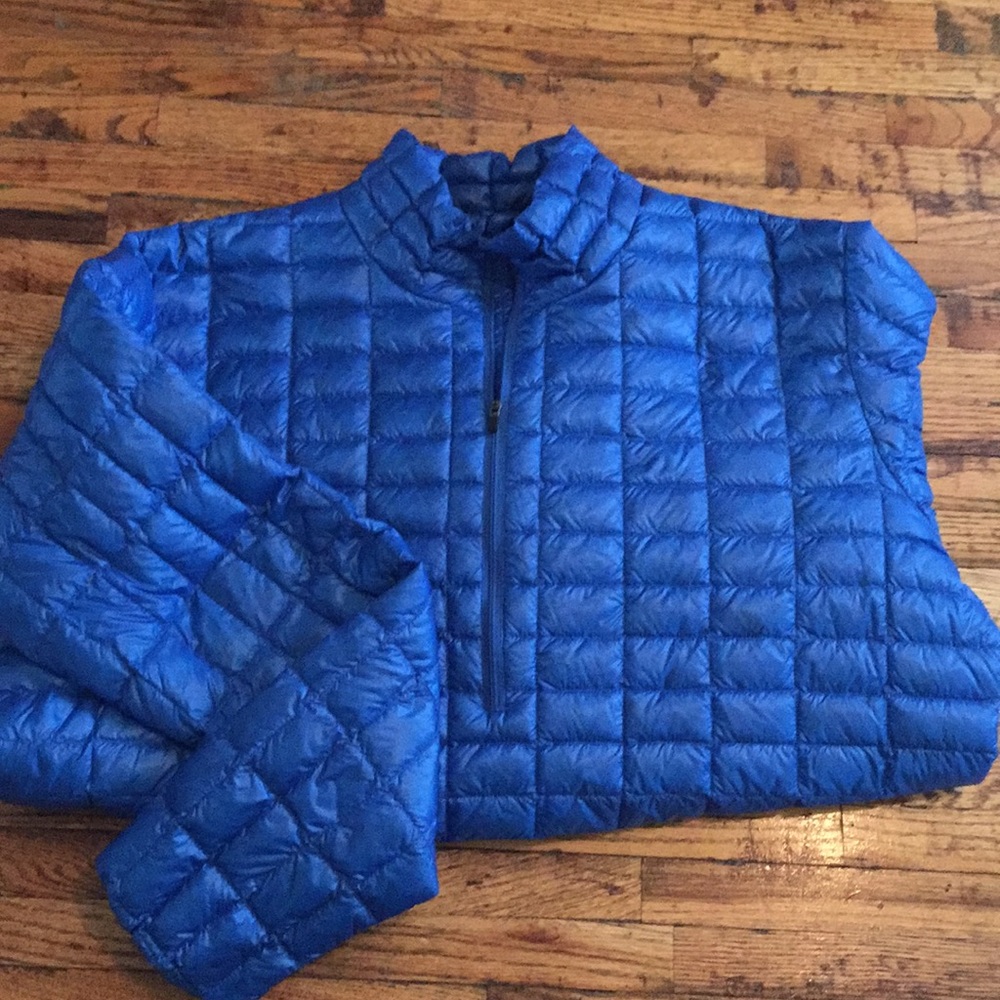 Patagonia Blue 1/2 zip coat